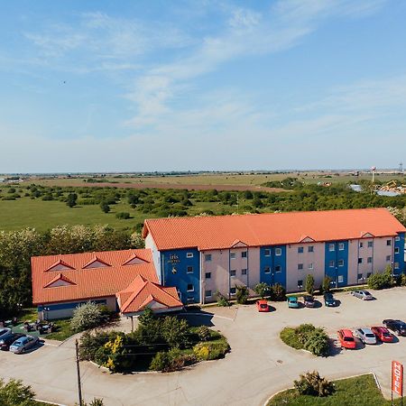Iris Hotel Bors Εξωτερικό φωτογραφία