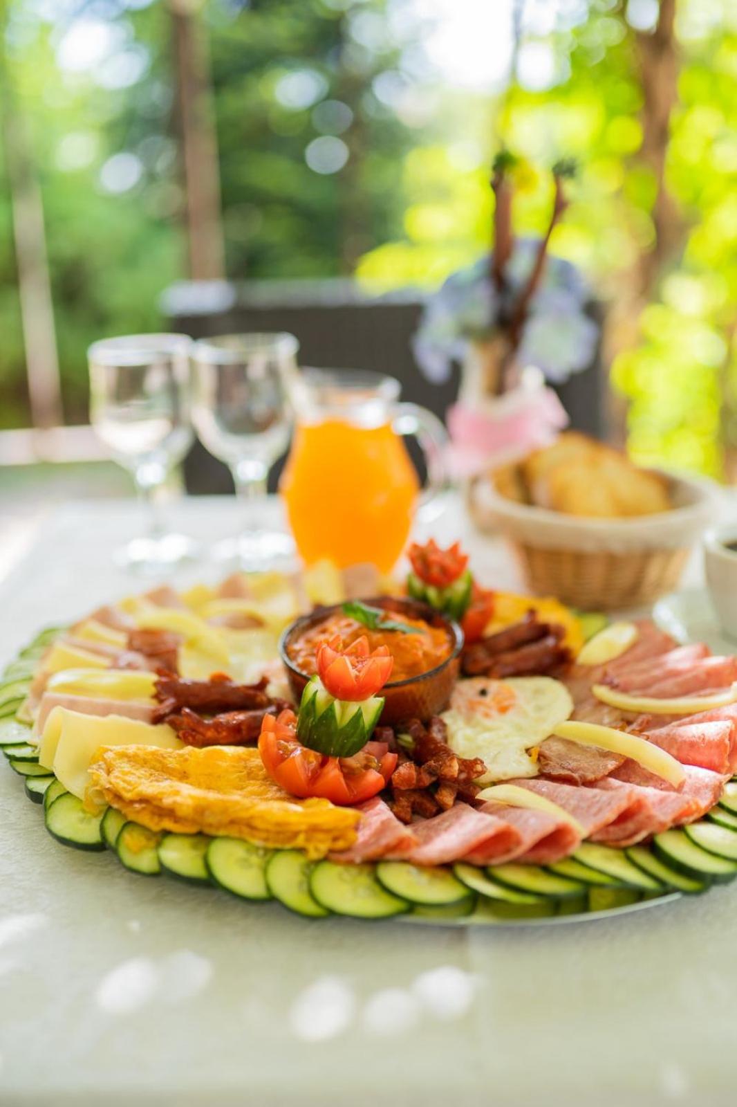 Iris Hotel Bors Εξωτερικό φωτογραφία