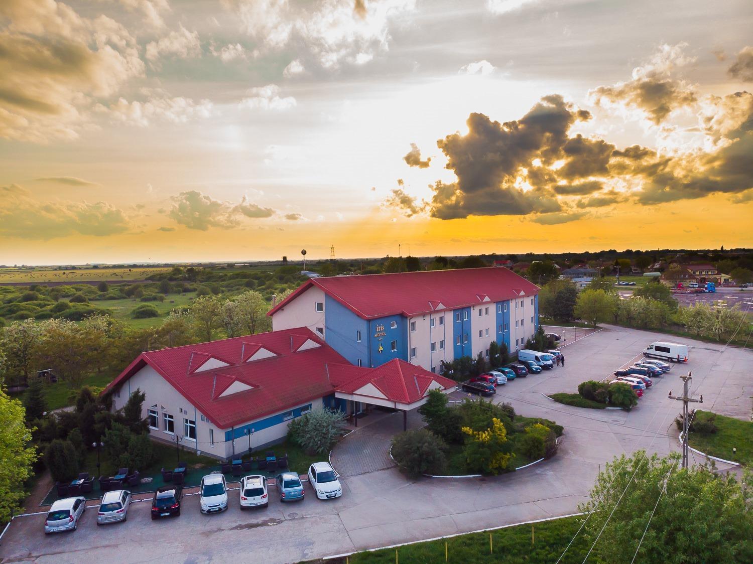 Iris Hotel Bors Εξωτερικό φωτογραφία