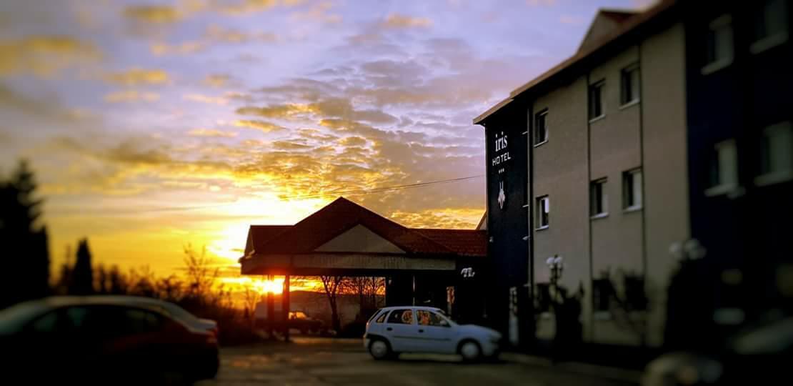Iris Hotel Bors Εξωτερικό φωτογραφία